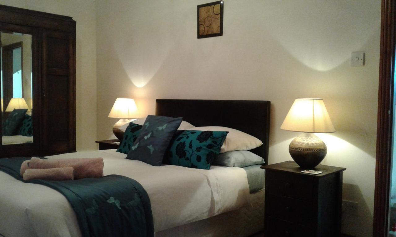Woodpeckers Cottage B&B Pett 外观 照片