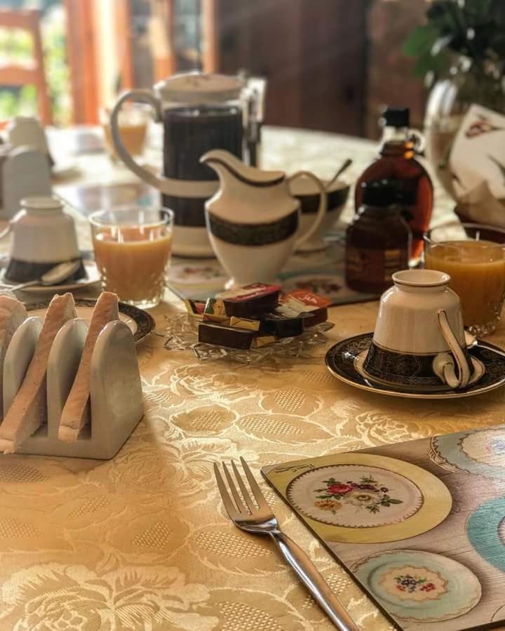 Woodpeckers Cottage B&B Pett 外观 照片