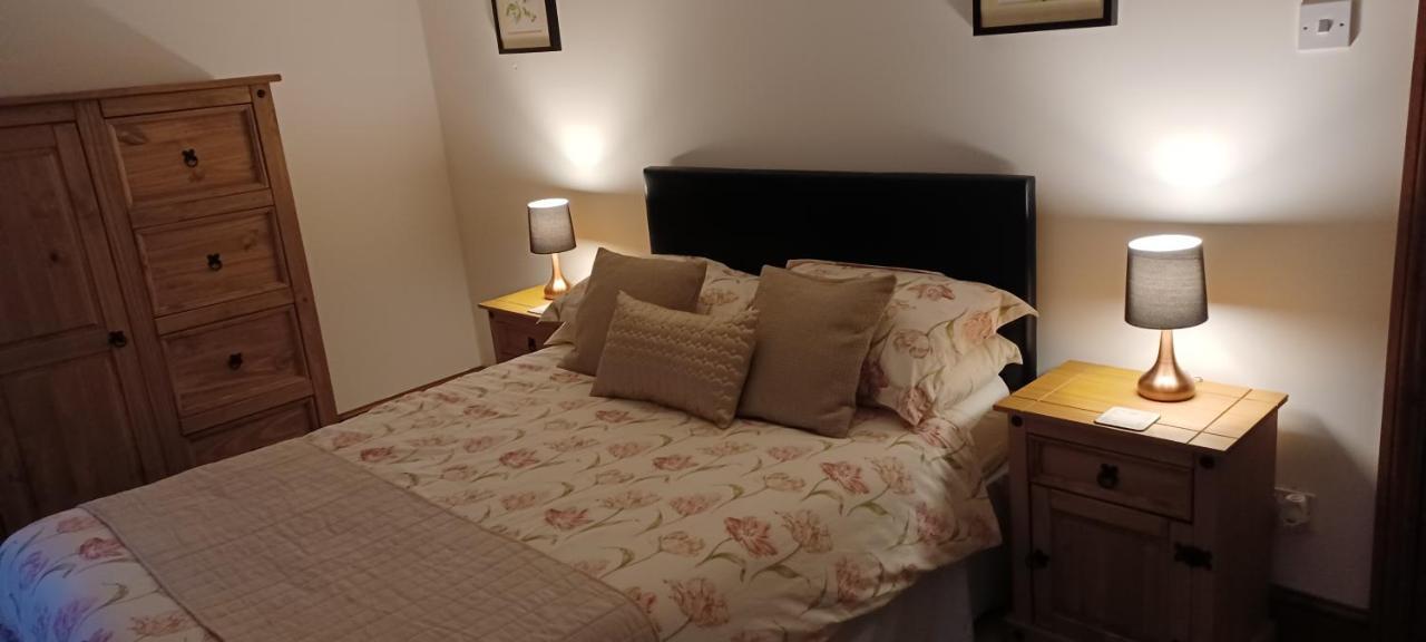 Woodpeckers Cottage B&B Pett 外观 照片