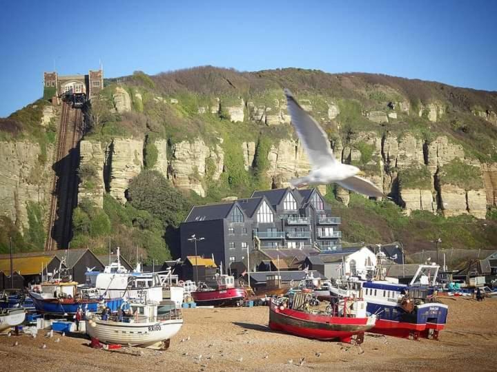 Woodpeckers Cottage B&B Pett 外观 照片