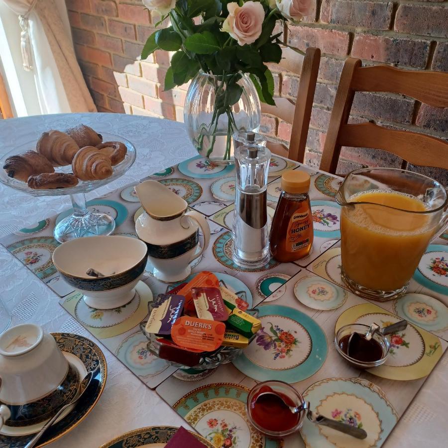 Woodpeckers Cottage B&B Pett 外观 照片